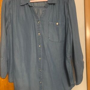 Alfred Dunner Light Blue Chambray Button-Front Shirt
